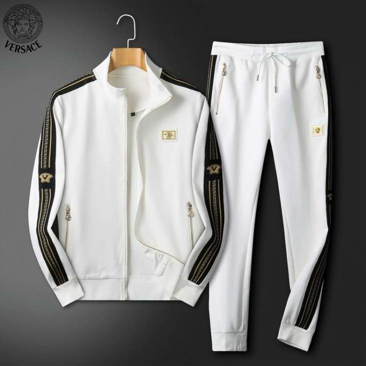 Picture of Versace Sweater Suits _SKUVersaceM-4XL24cn4242890